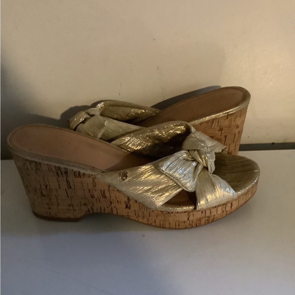 Sam & Libby wedge scandals